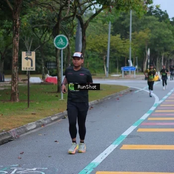 Runner Photo 5666060