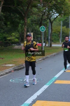 Runner Photo 5666067