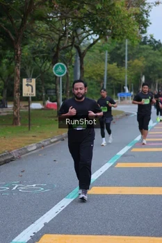 Runner Photo 5666085