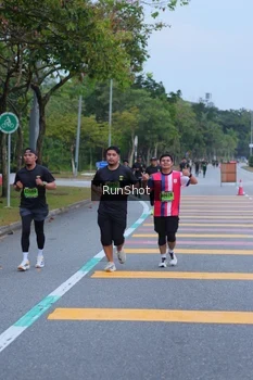 Runner Photo 5666089