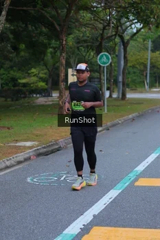 Runner Photo 5666092