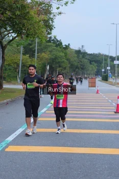 Runner Photo 5666095