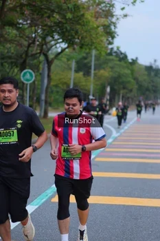 Runner Photo 5666123