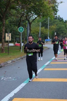 Runner Photo 5666128