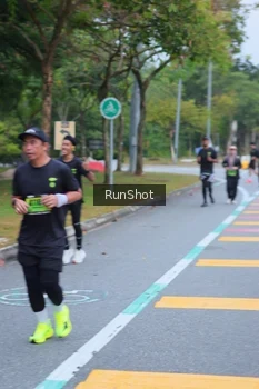 Runner Photo 5666145