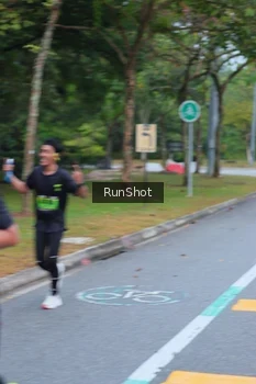 Runner Photo 5666148