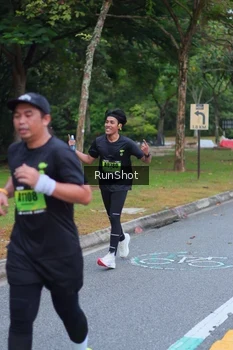 Runner Photo 5666153