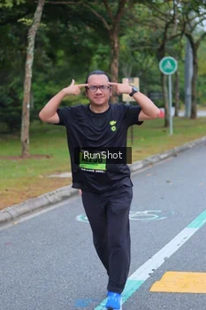 Runner Photo 5666159