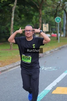 Runner Photo 5666160
