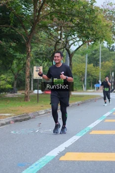 Runner Photo 5666174