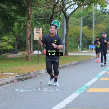 Runner Photo 5666188