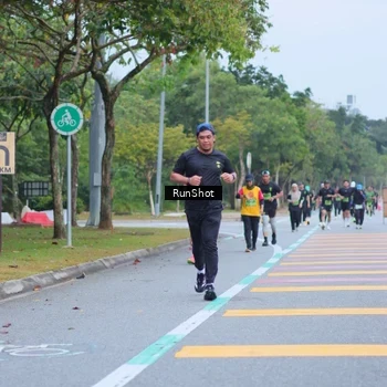 Runner Photo 5666205