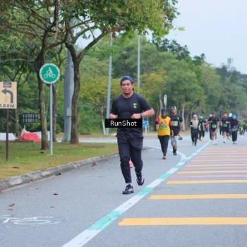 Runner Photo 5666212