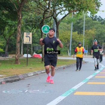 Runner Photo 5666223