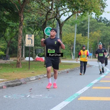 Runner Photo 5666225