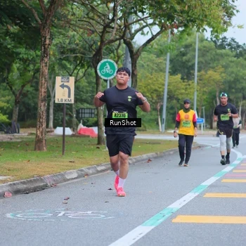 Runner Photo 5666226