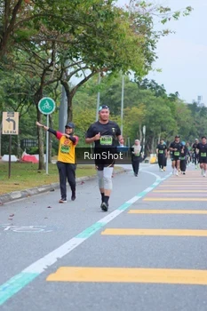 Runner Photo 5666272