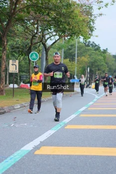 Runner Photo 5666274