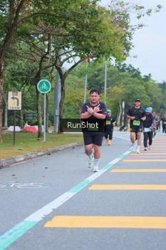 Runner Photo 5666306