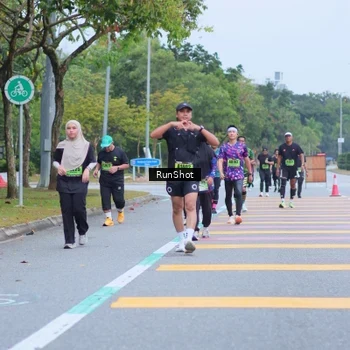Runner Photo 5666321