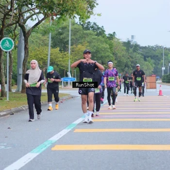Runner Photo 5666324