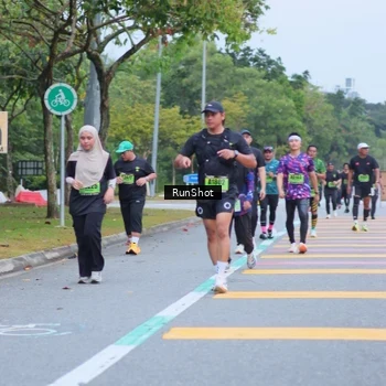 Runner Photo 5666347