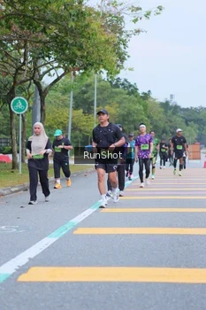 Runner Photo 5666351