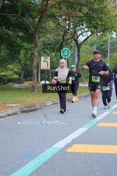 Runner Photo 5666366
