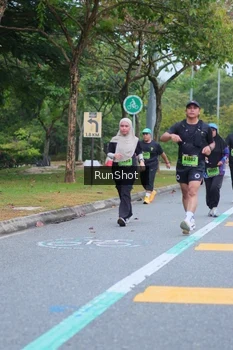 Runner Photo 5666370