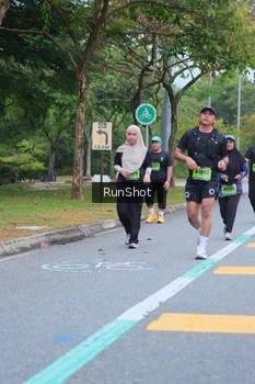 Runner Photo 5666376
