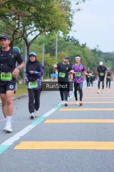 Runner Photo 5666398