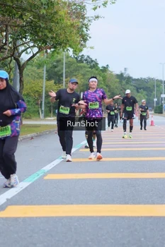Runner Photo 5666400