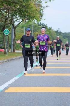 Runner Photo 5666422