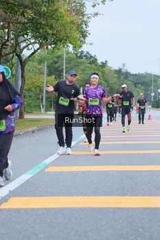Runner Photo 5666423