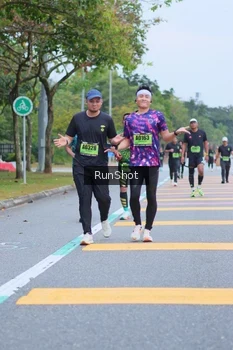Runner Photo 5666426