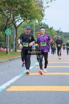 Runner Photo 5666430