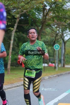 Runner Photo 5666434