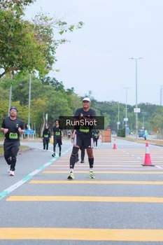 Runner Photo 5666445