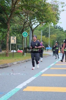Runner Photo 5666463