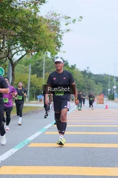 Runner Photo 5666470