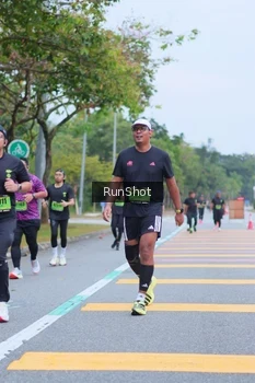 Runner Photo 5666475