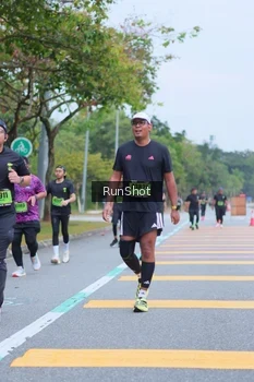 Runner Photo 5666477