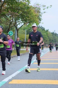 Runner Photo 5666481