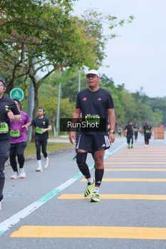 Runner Photo 5666487