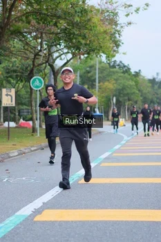 Runner Photo 5666513