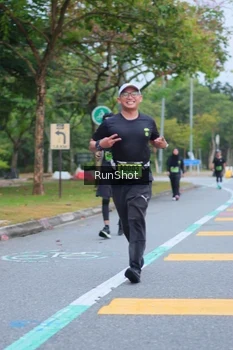 Runner Photo 5666523