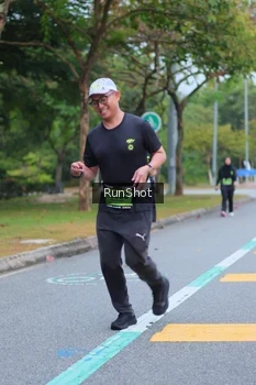 Runner Photo 5666525