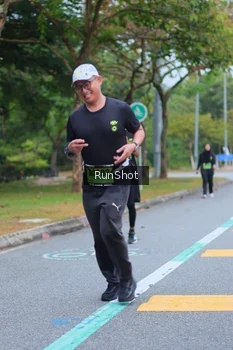 Runner Photo 5666536