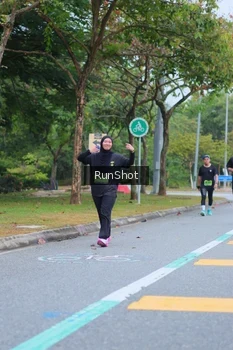 Runner Photo 5666544