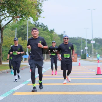 Runner Photo 5666558